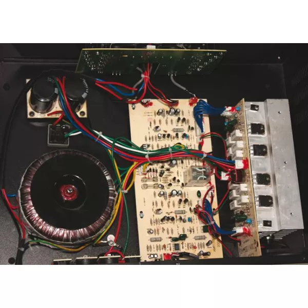 Zosilňovač Ibiza sound AMP300, 2 x 240 W / 4 Ohm